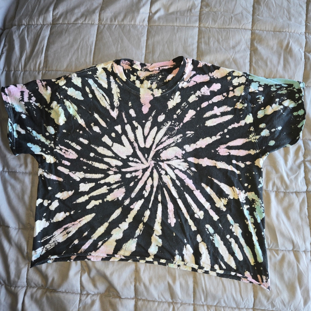 Black and Multicolor Tie-Dye Short Sleeve Tee